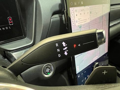 Used 2025 GMC Terrain Elevation FWD image 27