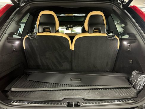 Certified 2023 Volvo XC90 T8 Ultimate w/ Protection Package Premier image 27