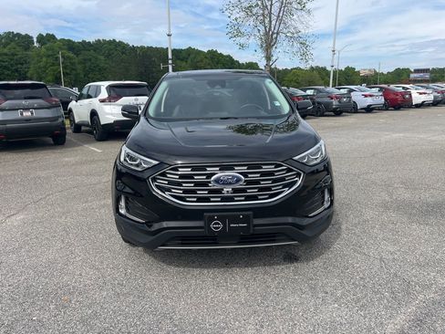 Used 2024 Ford Edge Titanium w/ Equipment Group 301A AWD/4WD image 2