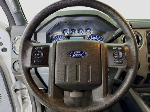 Used 2016 Ford F250 XLT w/ XLT Value Package image 13