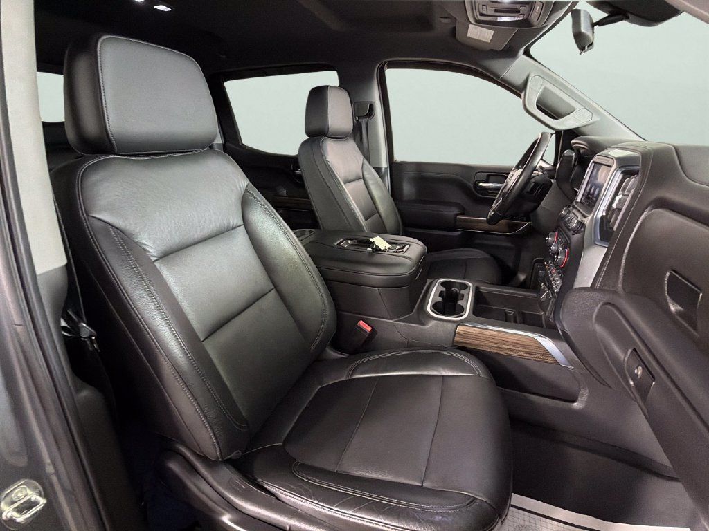 Used 2020 Chevrolet Silverado 1500 RST AWD/4WD image 34