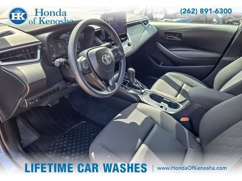 Used 2024 Toyota Corolla LE FWD image 9