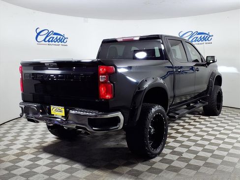 Used 2020 Chevrolet Silverado 1500 LT w/ Texas Edition image 7