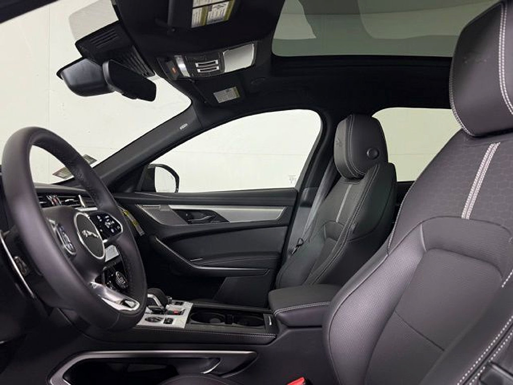 New 2026 Jaguar F-PACE R-Dynamic S AWD/4WD image 6