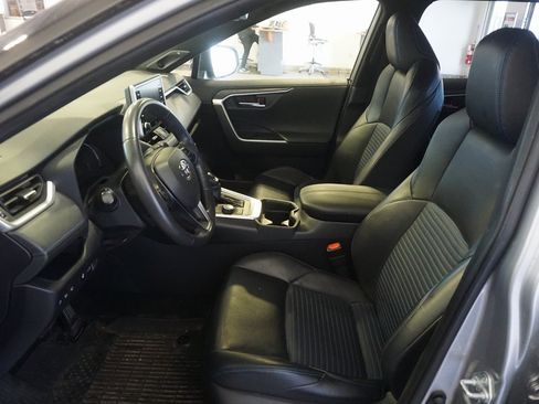 Used 2020 Toyota RAV4 XSE w/ XSE Grade Weather Package image 21