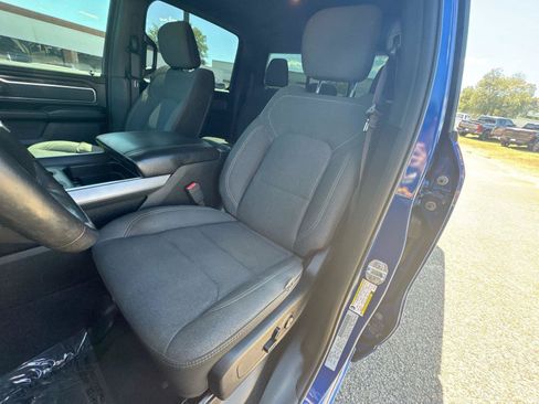 Used 2019 RAM 1500 Big Horn AWD/4WD image 3