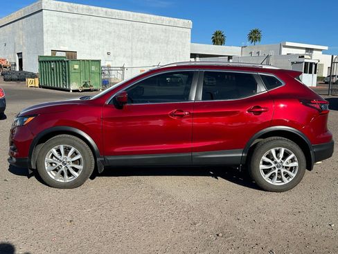 Used 2021 Nissan Rogue Sport SV image 8