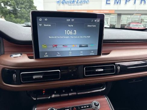 Used 2023 Lincoln Aviator Reserve w/ Equipment Group 201A image 28