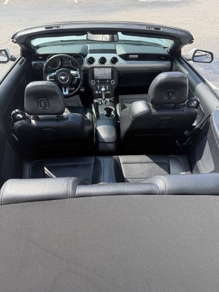 Used 2019 Ford Mustang Premium RWD image 14