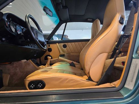 Used 1991 Porsche 911 Turbo image 5