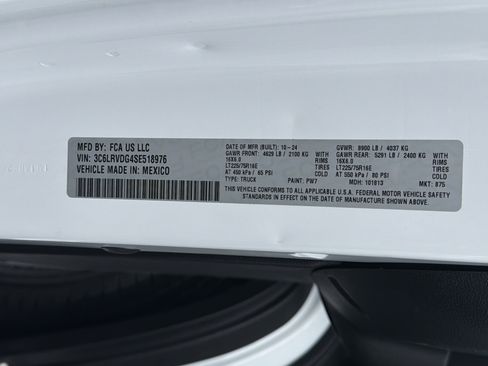 Used 2025 RAM ProMaster 2500 w/ Convenience Group FWD image 34