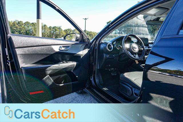 Used 2023 Kia Forte LXS FWD image 18