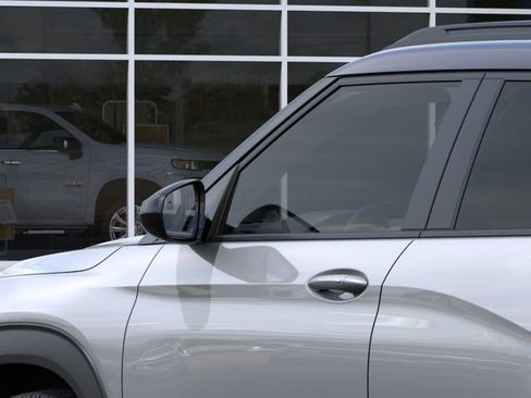 New 2026 Chevrolet TrailBlazer RS w/ Convenience Package AWD/4WD image 14