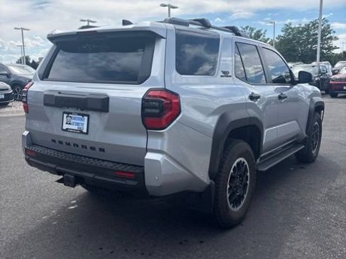 Used 2025 Toyota 4Runner TRD Off-Road AWD/4WD image 3