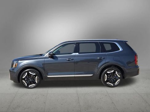 Certified 2024 Kia Telluride S w/ S Sunroof Package AWD/4WD image 3
