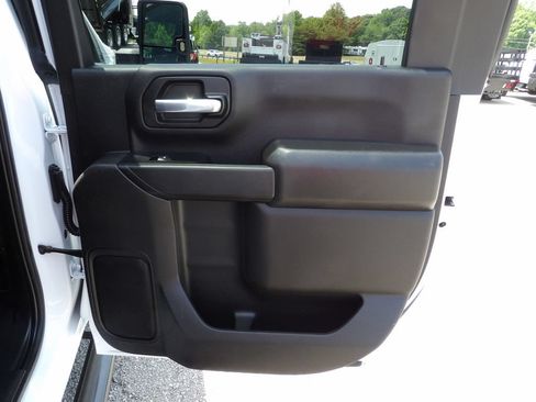 Used 2025 Chevrolet Silverado 3500 W/T w/ WT/CX Safety Package AWD/4WD image 35