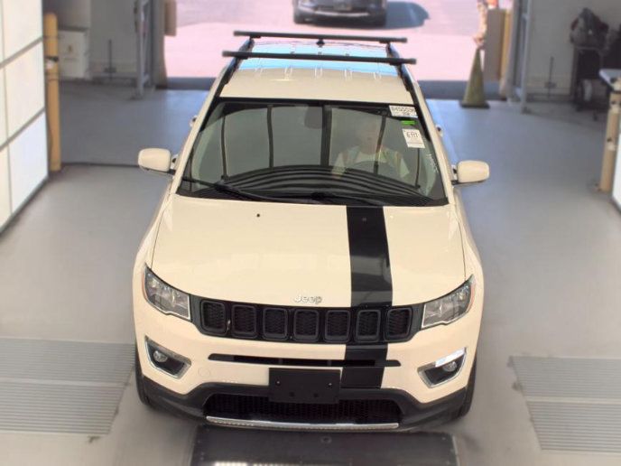 Used 2020 Jeep Compass Limited FWD image 2