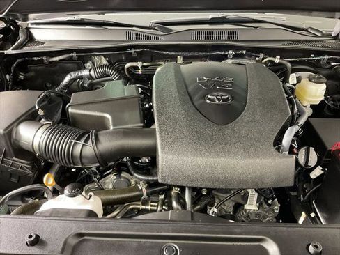 Certified 2023 Toyota Tacoma SR image 23