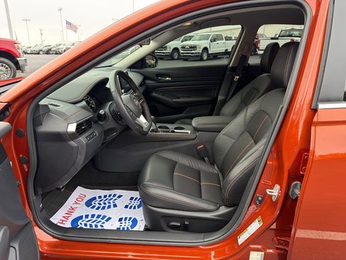 Used 2021 Nissan Altima 2.5 SR image 9