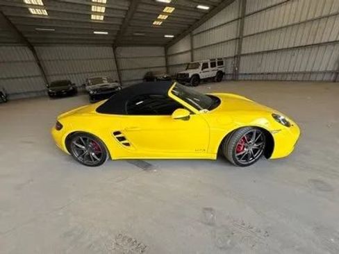 Used 2019 Porsche 718 Boxster RWD image 10