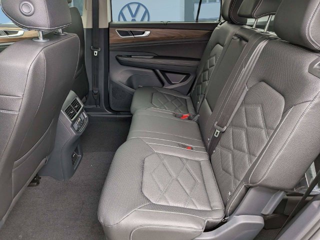 New 2026 Volkswagen Atlas SE FWD image 15