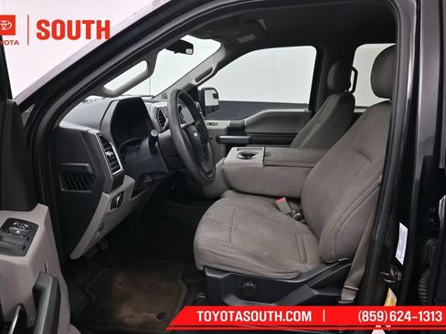 Used 2015 Ford F150 XLT AWD/4WD image 9