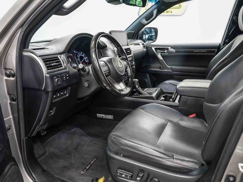 Used 2023 Lexus GX 460 Luxury w/ Sport Design Package AWD/4WD image 18
