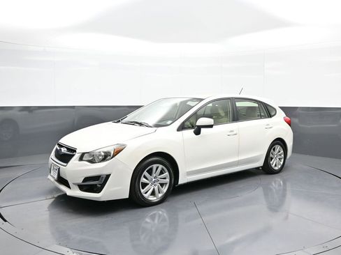 Used 2016 Subaru Impreza 2.0i Premium image 10