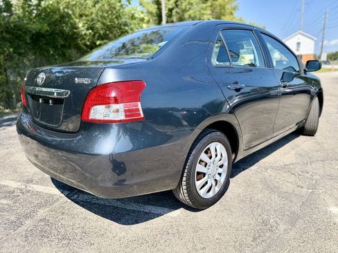 Used 2010 Toyota Yaris Sedan FWD image 3
