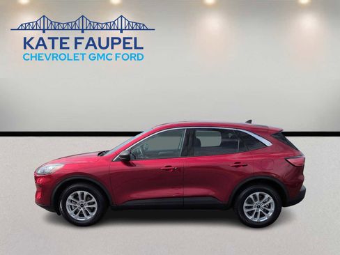 Used 2022 Ford Escape SE w/ Convenience Package FWD image 4