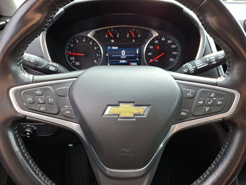 Used 2022 Chevrolet Equinox LT image 19