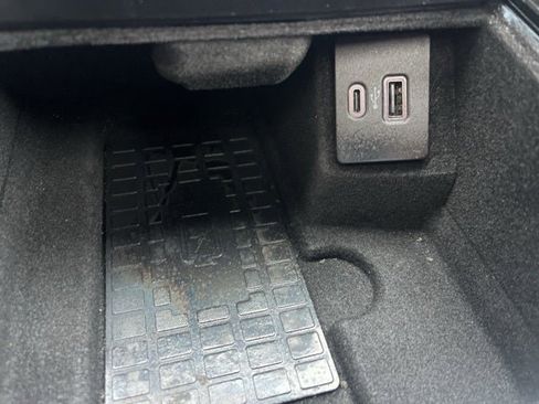 Used 2023 Lincoln Nautilus Black Label w/ Class II Trailer Tow Package image 37