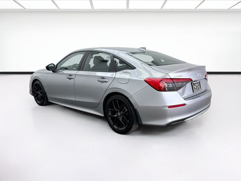 Used 2022 Honda Civic Sport image 6