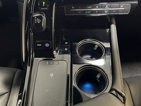 Certified 2022 Toyota Mirai w/ Advanced Technology Package RWD image 25