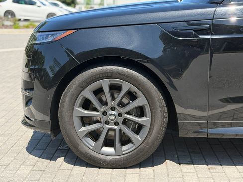 Used 2024 Land Rover Range Rover Sport Dynamic SE AWD/4WD image 8