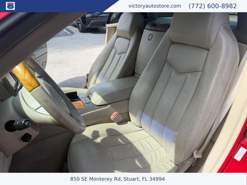 Used 2004 Cadillac XLR RWD image 13