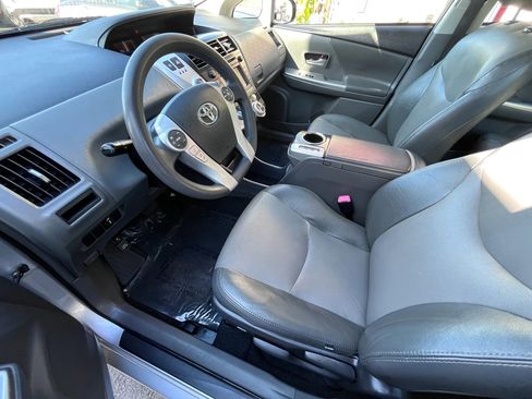 Used 2012 Toyota Prius V Three FWD image 11
