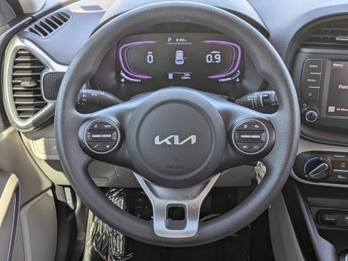 Certified 2025 Kia Soul LX FWD image 20