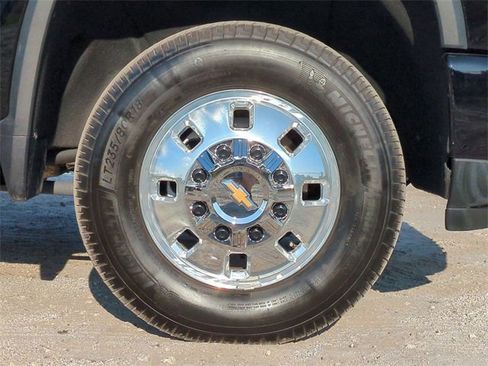 Used 2024 Chevrolet Silverado 3500 High Country w/ Technology Package image 11