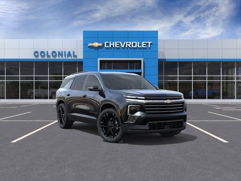 New 2026 Chevrolet Traverse LT w/ Driver Confidence Package AWD/4WD image 1