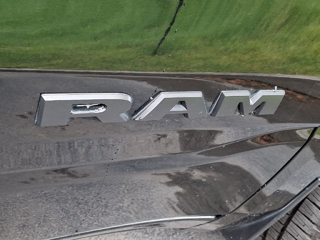 Used 2023 RAM 1500 Big Horn AWD/4WD image 30