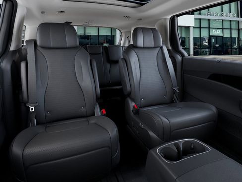 New 2025 Kia Carnival SX Prestige image 17