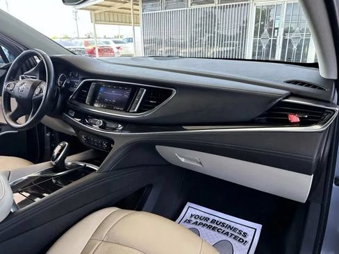 Used 2021 Buick Enclave Essence FWD image 48