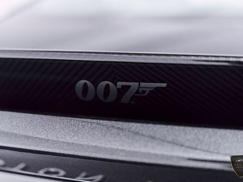 Used 2021 Aston Martin DBS Superleggera RWD image 34