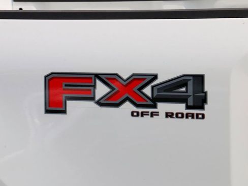 New 2026 Ford F250 Lariat w/ Chrome Package AWD/4WD image 8