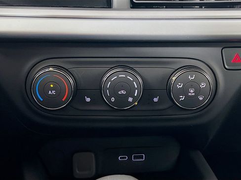 New 2026 Chevrolet Trax LS image 15