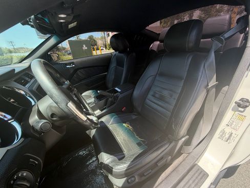 Used 2012 Ford Mustang Premium RWD image 13