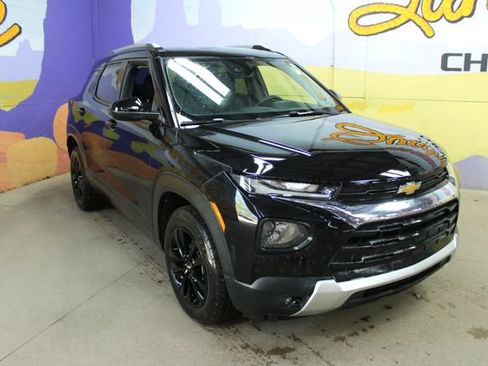 Used 2023 Chevrolet TrailBlazer LT w/ Convenience Package AWD/4WD image 4