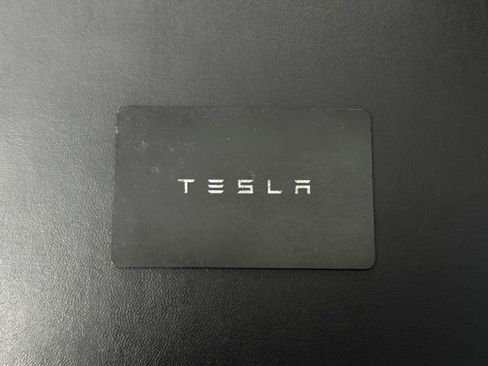 Used 2022 Tesla Model Y Long Range AWD/4WD image 62