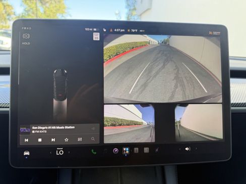 Used 2022 Tesla Model Y Performance AWD/4WD image 17